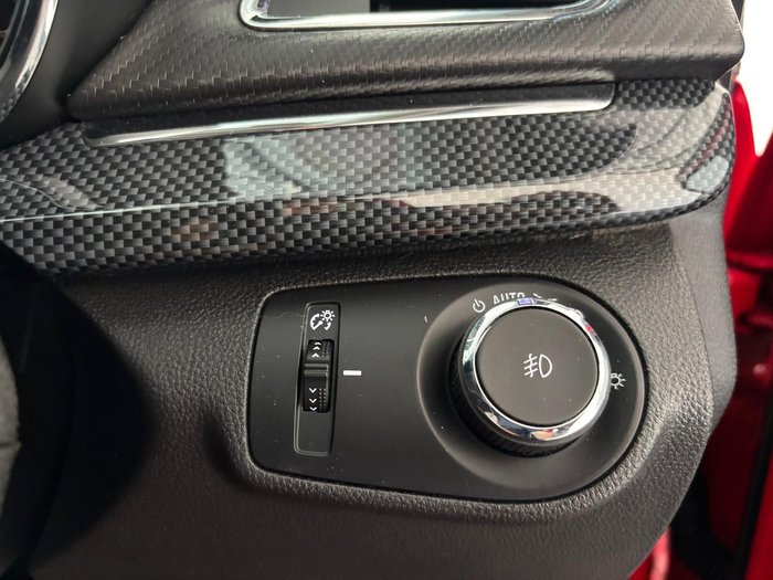 2015 Holden Commodore SS VF MY15 Redhot