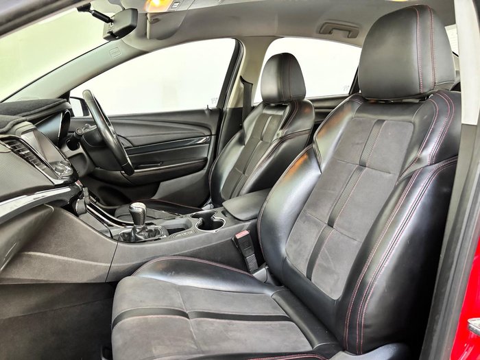 2015 Holden Commodore SS VF MY15 Redhot