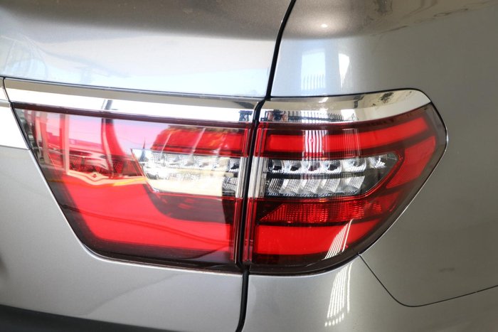 2023 Nissan Patrol Ti-L