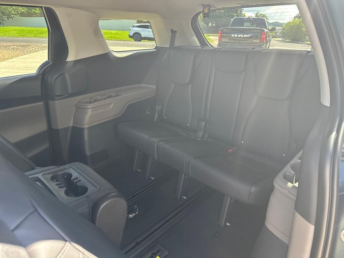 2025 Kia Carnival Sport+