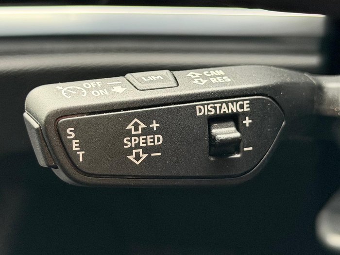 2024 Audi Q3 35 TFSI S line