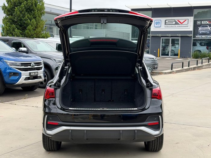 2024 Audi Q3 35 TFSI S line