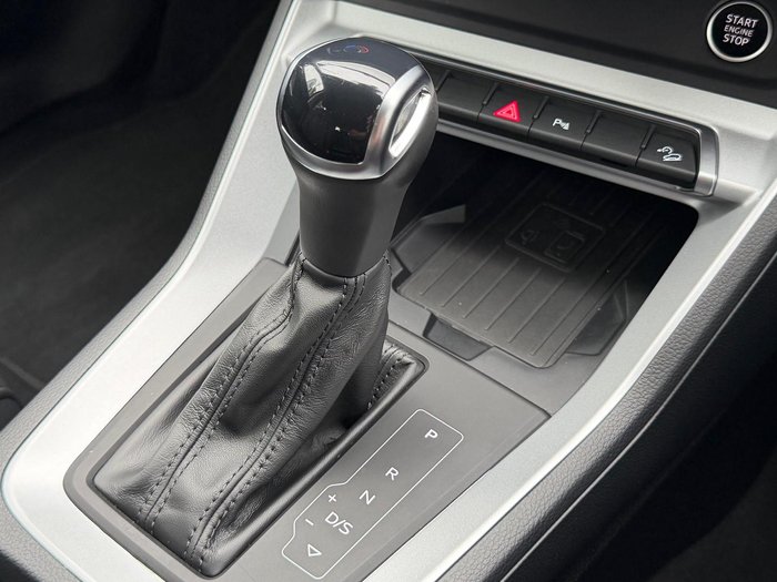 2024 Audi Q3 35 TFSI S line