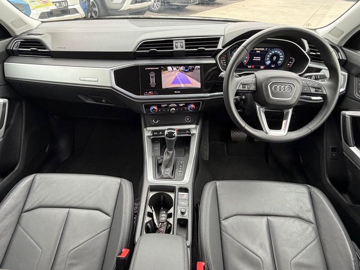 2024 Audi Q3 35 TFSI S line