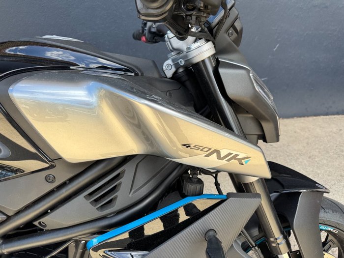 2023 CFMOTO 450 NK BLACK