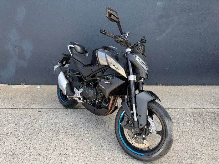 2023 CFMOTO 450 NK BLACK