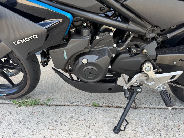 2023 CFMOTO 450 NK BLACK