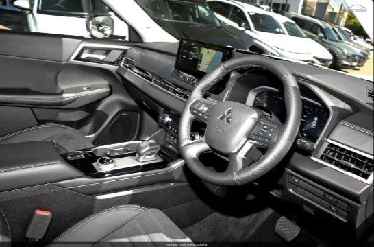 2025 Mitsubishi Outlander Aspire