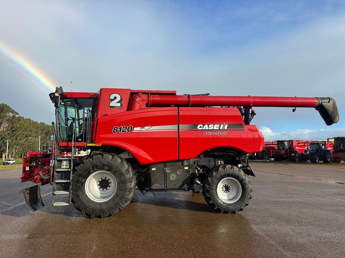 2011 CASE IH 8120