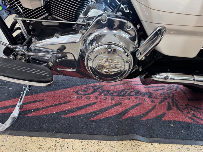 2016 HARLEY-DAVIDSON FLHXS STREET GLIDE SPECIAL GOLD