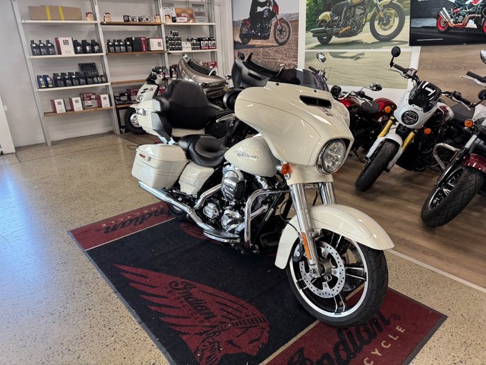 2016 HARLEY-DAVIDSON FLHXS STREET GLIDE SPECIAL GOLD