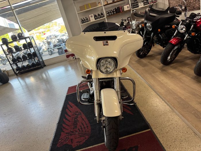 2016 HARLEY-DAVIDSON FLHXS STREET GLIDE SPECIAL GOLD