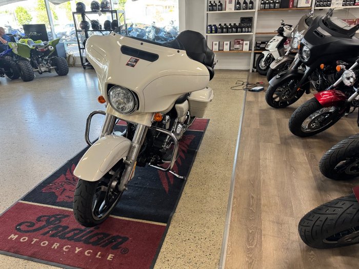 2016 HARLEY-DAVIDSON FLHXS STREET GLIDE SPECIAL GOLD