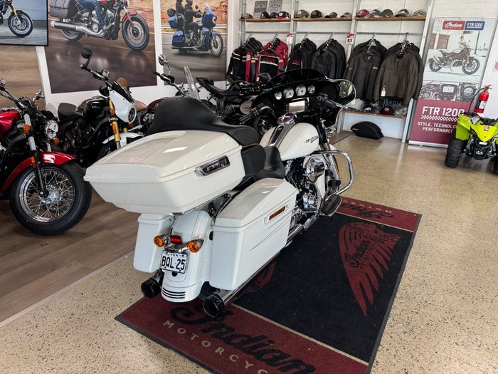 2016 HARLEY-DAVIDSON FLHXS STREET GLIDE SPECIAL GOLD