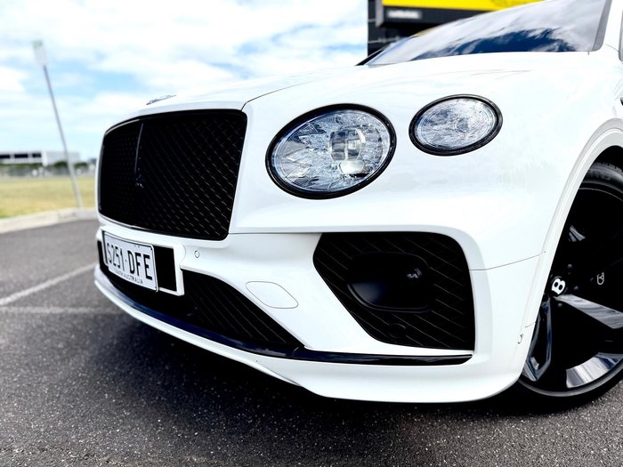 2021 Bentley Bentayga V8 4V MY22 AWD Glacier White