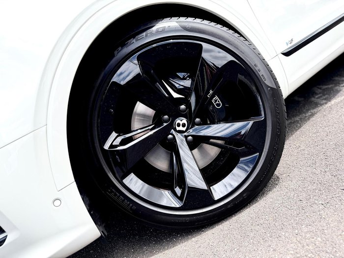 2021 Bentley Bentayga V8 4V MY22 AWD Glacier White