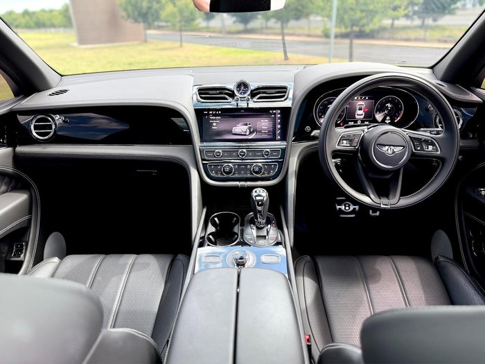 2021 Bentley Bentayga V8 4V MY22 AWD Glacier White