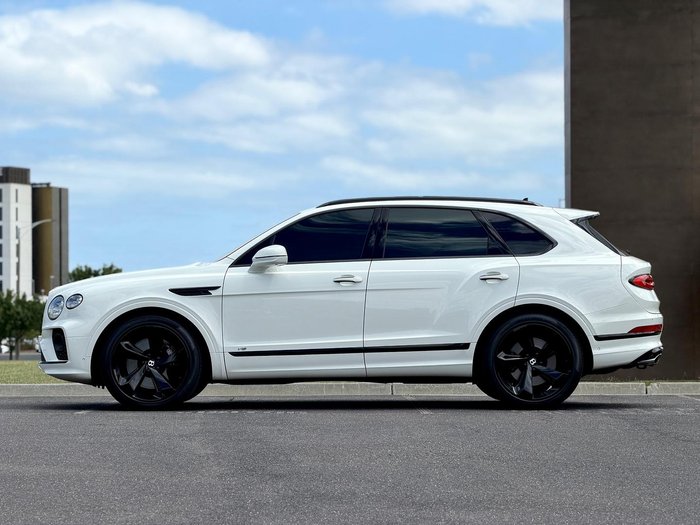 2021 Bentley Bentayga V8 4V MY22 AWD Glacier White