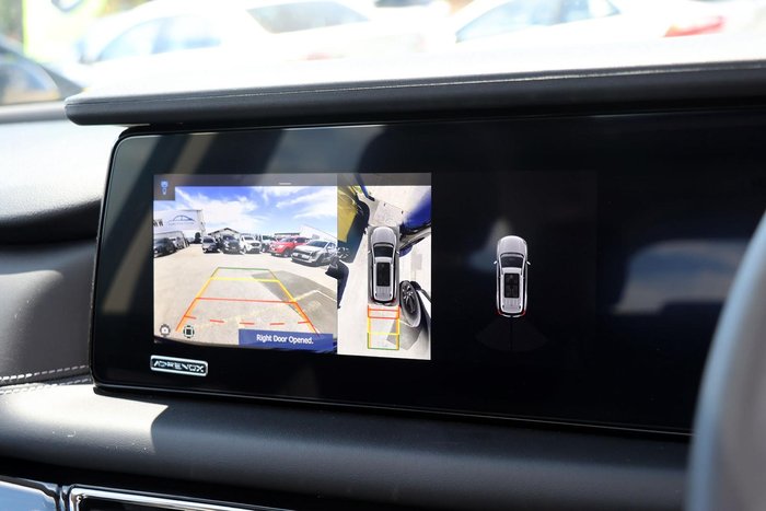 2024 Mahindra XUV700 AX7L Black Edition Napoli Black