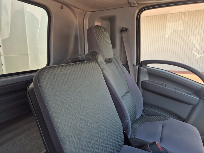 2019 Isuzu Trucks FSD 140/120-260 AUTO 8 Pallet Freezer