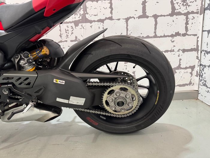 2023 Ducati Streetfighter V4 S Streetfighter Red