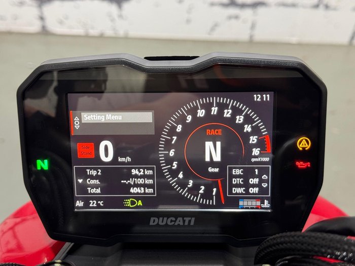 2023 Ducati Streetfighter V4 S Streetfighter Red