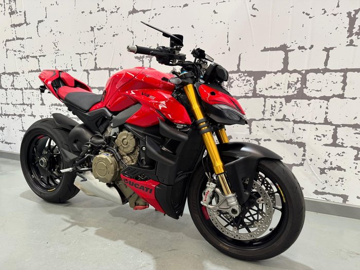2023 Ducati Streetfighter V4 S Streetfighter Red