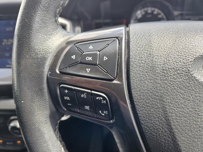 2022 Ford Everest Titanium