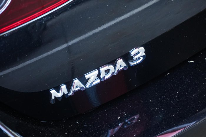 2023 Mazda 3 G20 Touring