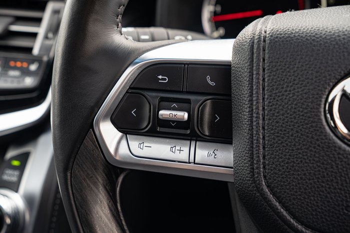 2024 Toyota Landcruiser Sahara ZX