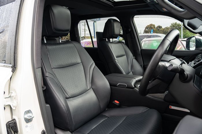 2024 Toyota Landcruiser Sahara ZX