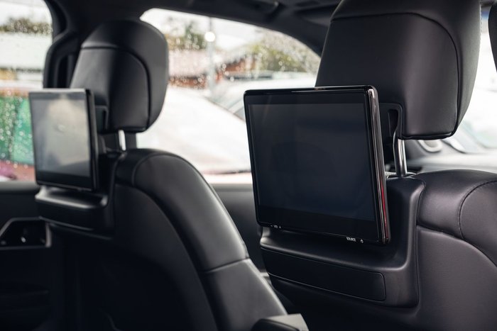 2024 Toyota Landcruiser Sahara ZX