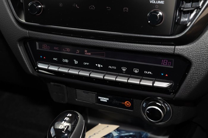 2025 Isuzu D-MAX X-TERRAIN