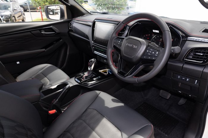 2025 Isuzu D-MAX X-TERRAIN