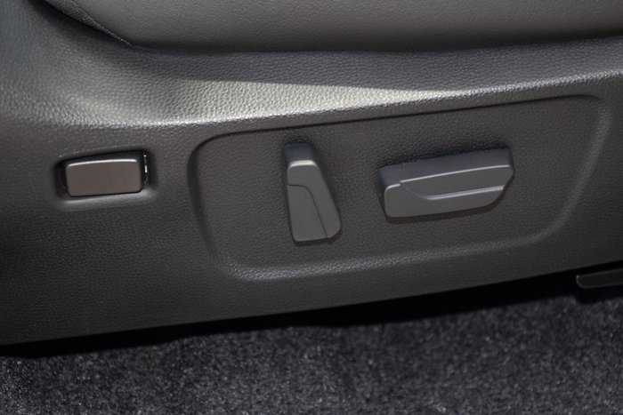 2025 Isuzu D-MAX X-TERRAIN