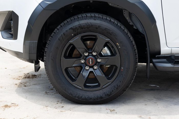 2025 Isuzu D-MAX X-TERRAIN