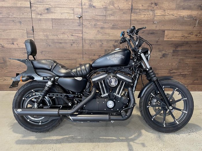 Harley-Davidson Iron 883 (XL883N) Sportster