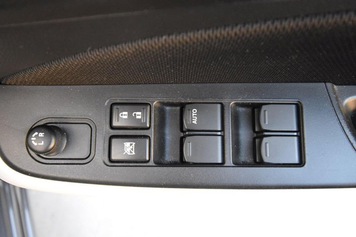 2017 Suzuki Swift GL Navigator