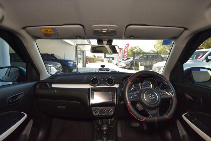 2017 Suzuki Swift GL Navigator
