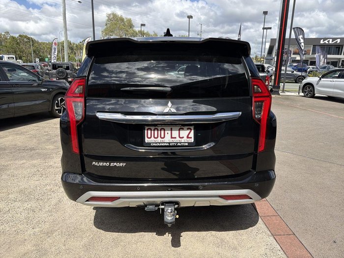 2022 Mitsubishi Pajero Sport Exceed