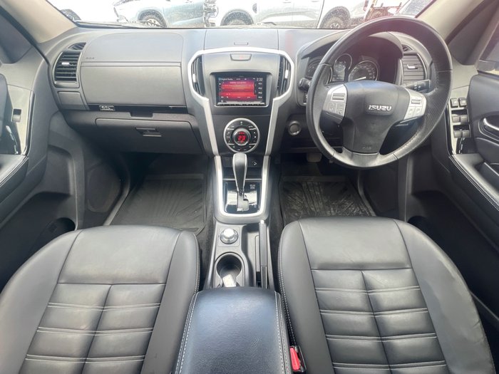 2020 Isuzu MU-X Onyx Edition