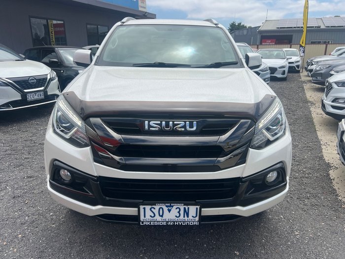 2020 Isuzu MU-X Onyx Edition
