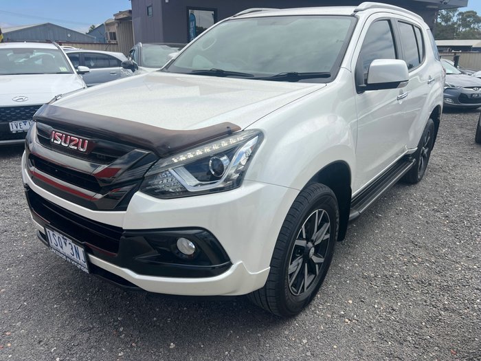 2020 Isuzu MU-X Onyx Edition