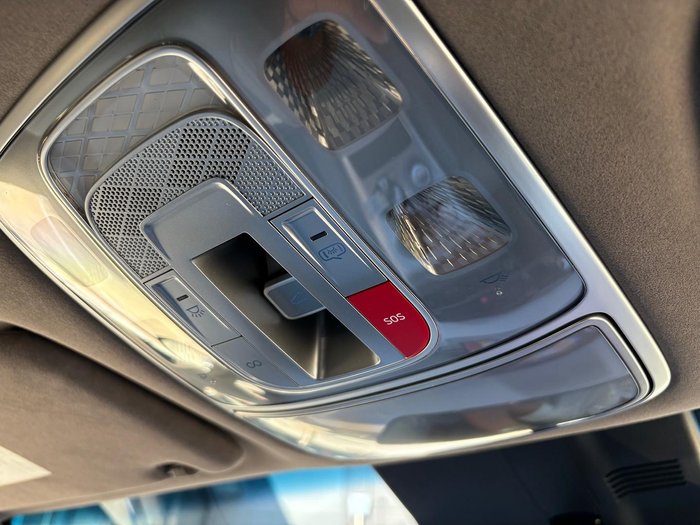 2024 Genesis GV70 3.5T SIGNATURE