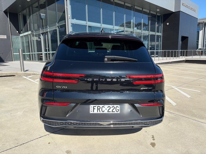 2024 Genesis GV70 3.5T SIGNATURE