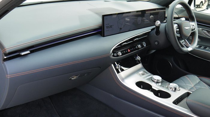 2025 Genesis GV70 2.5T SIGNATURE SPORT