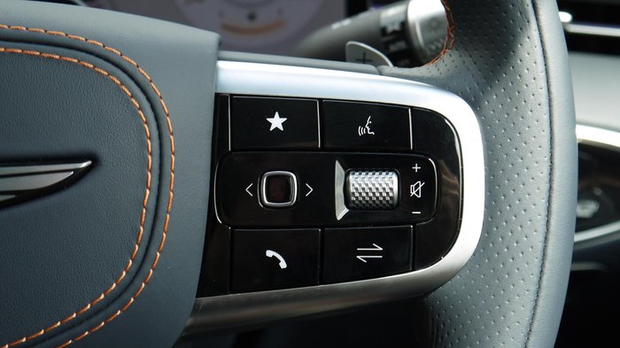 2025 Genesis GV70 2.5T SIGNATURE SPORT