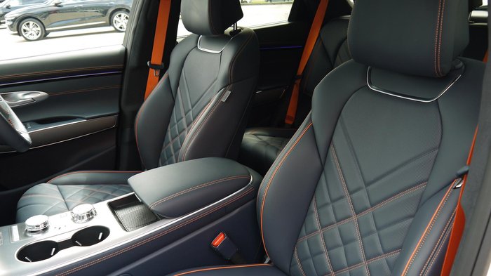 2025 Genesis GV70 2.5T SIGNATURE SPORT