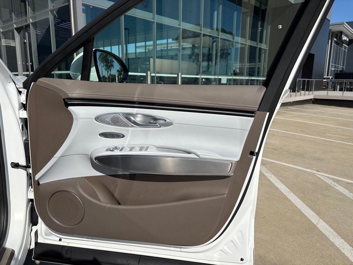 2024 Genesis GV70 2.5T ADVANCED