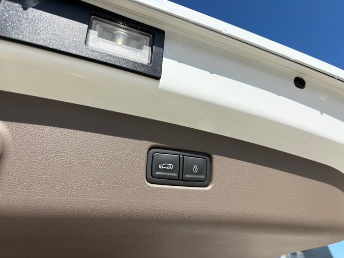 2024 Genesis GV70 2.5T ADVANCED